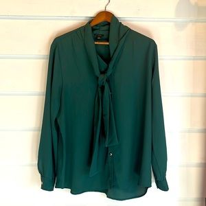 Ann Taylor top size XL